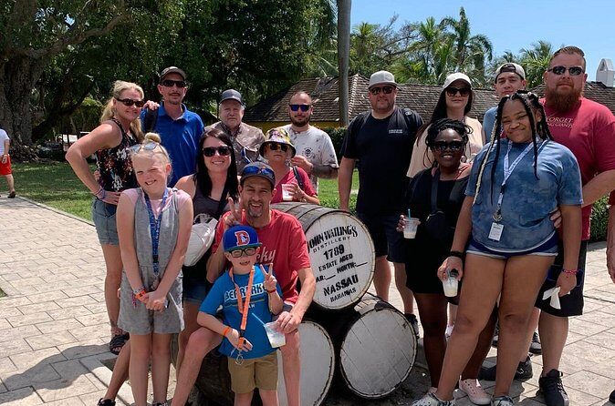 1.5 Hour Bahamas Special City Tour and Nassau City Tour Package - Scenic Landmarks: Forts and Views