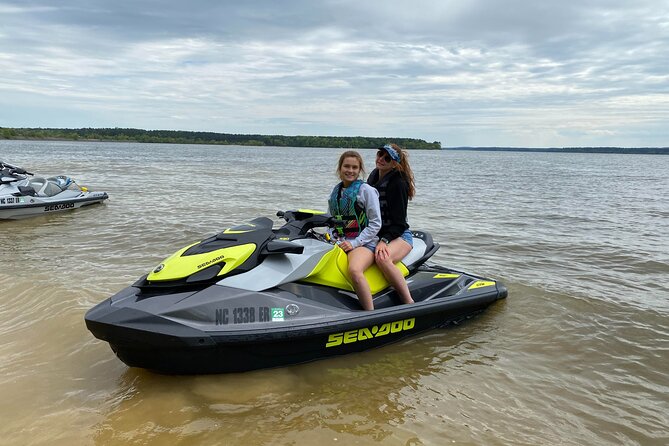 1.5 Hour Jordan Lake Sea Doo Rental - up to 3 People/1 Jetski - Meeting and Pickup