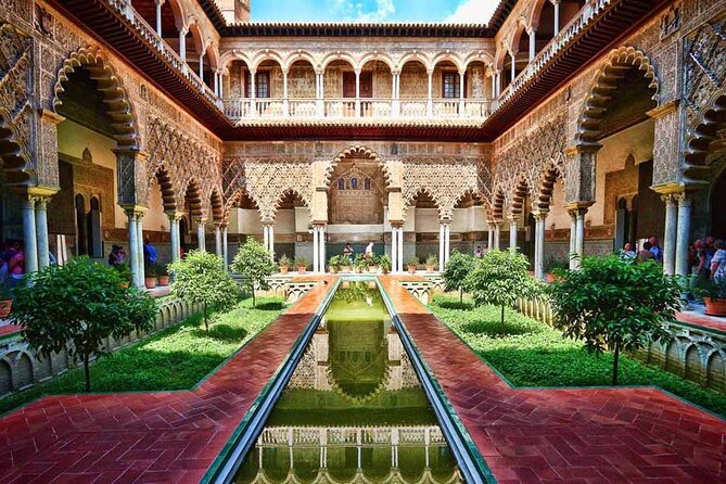 1.5 Hour Tour of the Alcázar of Seville - Tips for Visitors