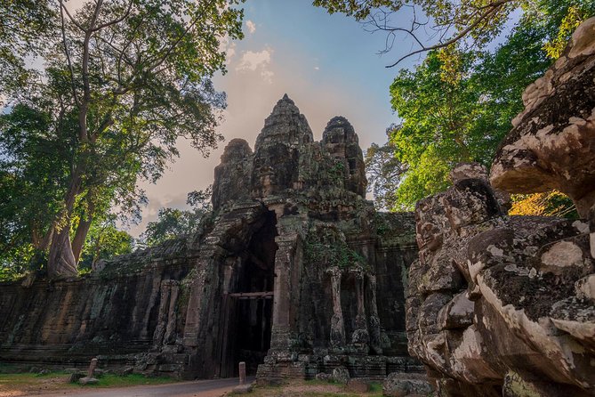1-Day Amazing Angkor Wat Tour With Sunrise & All Interesting Major Temples - Other Notable Temples