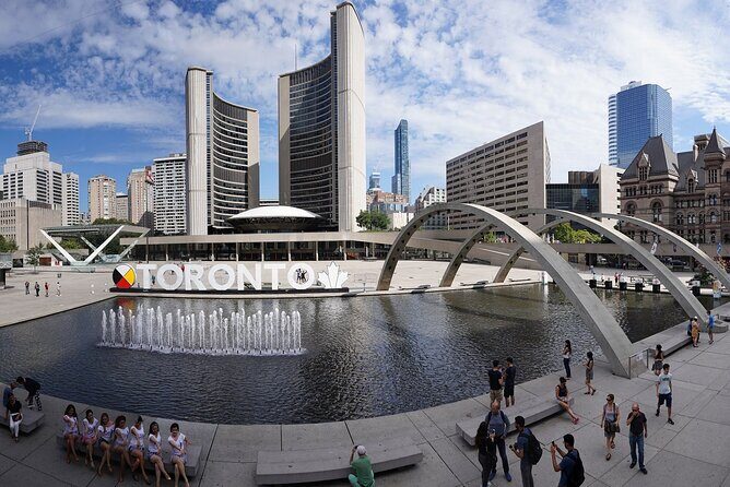 1 Day City Sightseeing Tour at Toronto City - Key Points