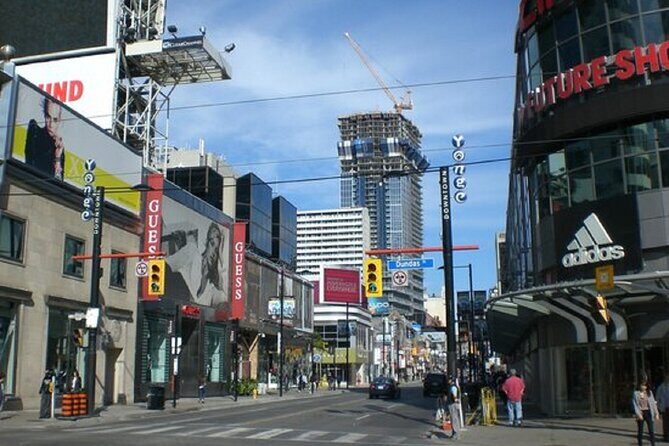 1 Day City Sightseeing Tour at Toronto City - Who Should Consider This Tour?