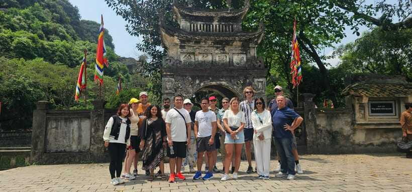 1 Day in Ninh Binh: Hoa Lu, Trang an & Hang Mua - Frequently Asked Questions