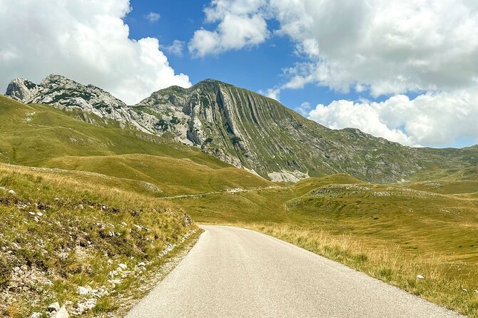 1-Day Montenegro Hiking Tour to Durmitor National Park - Exploring Durmitor National Park
