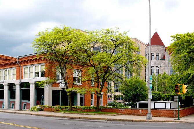 1 Day Tour Through Thousand Island and Erie Canal Museum From NY - Transportation and Group Dynamics