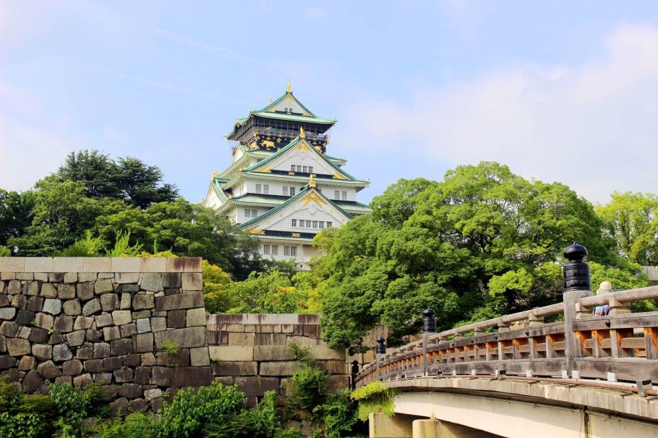 1-Day Walking Tour in Osaka: Castle, Temples, and Ukiyoe - Key Points