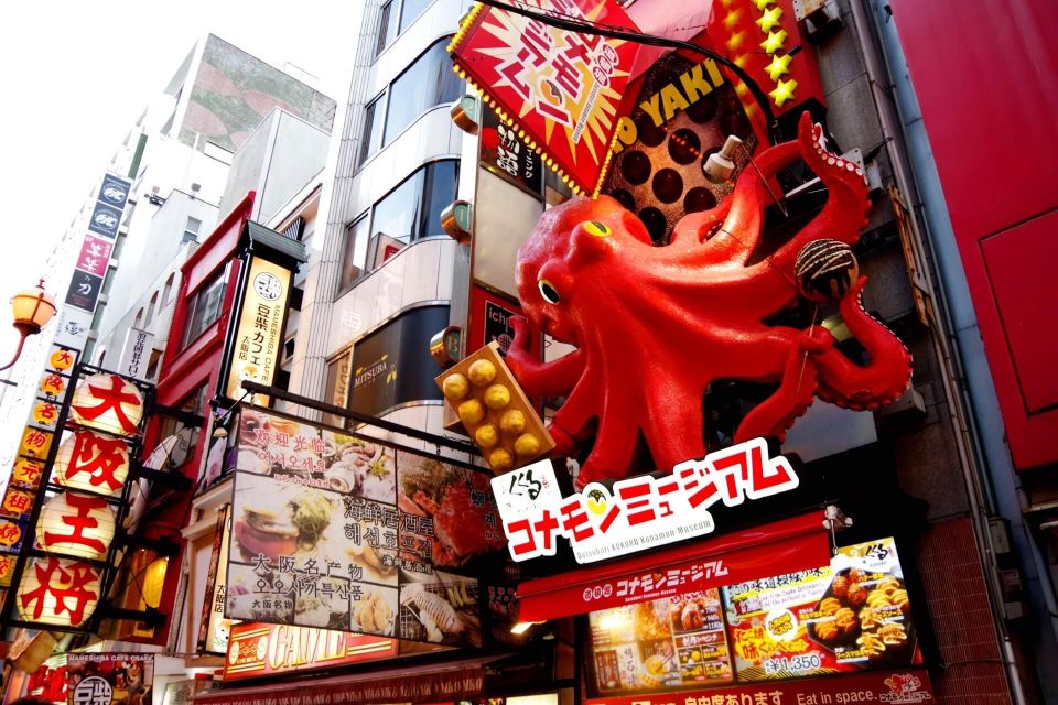 1-Day Walking Tour in Osaka: Castle, Temples, and Ukiyoe - Shinsaibashi Shopping District
