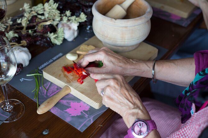 1 Hour and Half Mojo Sauce Workshop With Winery Tour - A Closer Look at the Experience