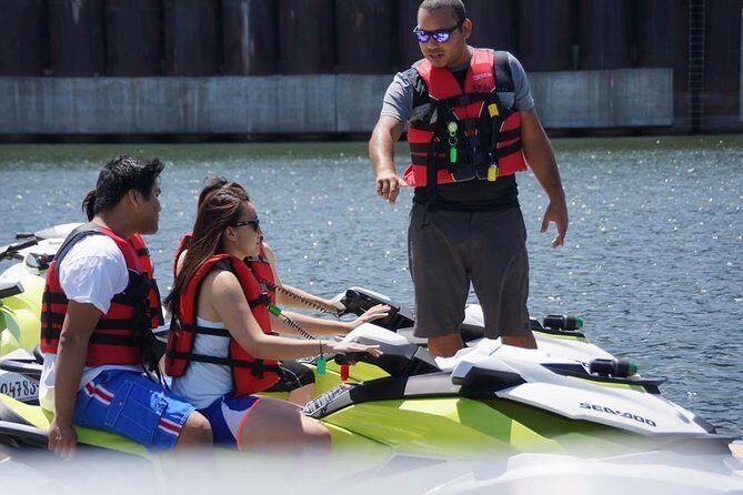 1-Hour Jet Ski Guided Tour Explore Montreal Waterways in Style! - Who Should Consider This Tour
