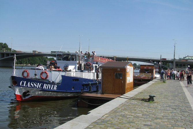 1 Hour Prague Panoramic Vltava River Sightseeing Cruise - Sights and Landmarks Along the Route
