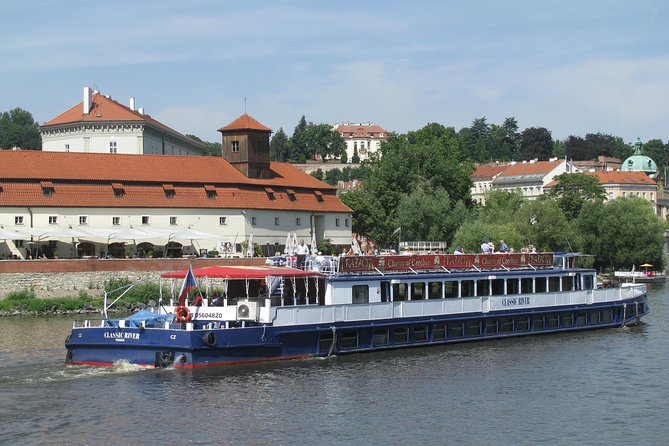 1 Hour Prague Panoramic Vltava River Sightseeing Cruise - Customer Feedback and Experiences