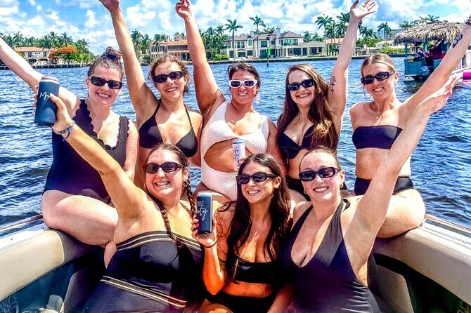1 Hour Private Boat Tour in Fort Lauderdale Up to 12 people - A Closer Look at the Experience