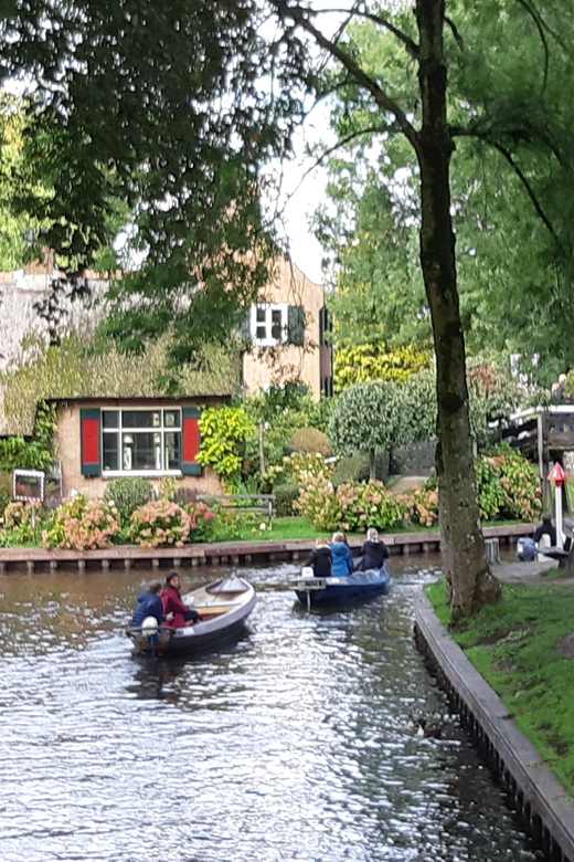 1 Hour Private Boattour With Local Captain Max 4 Persons - Booking Information