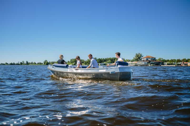 1 Hour Private Boattour With Local Captain Max 8 Persons - Good To Know