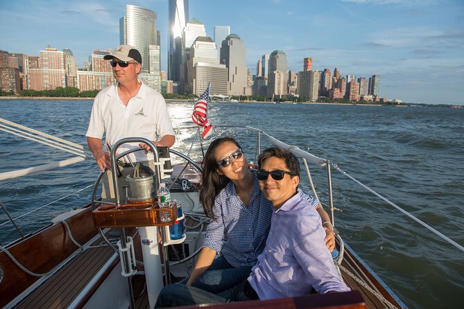 1 Hour Private Charter in New York Harbor for up to 6 People - Booking Your Private Charter