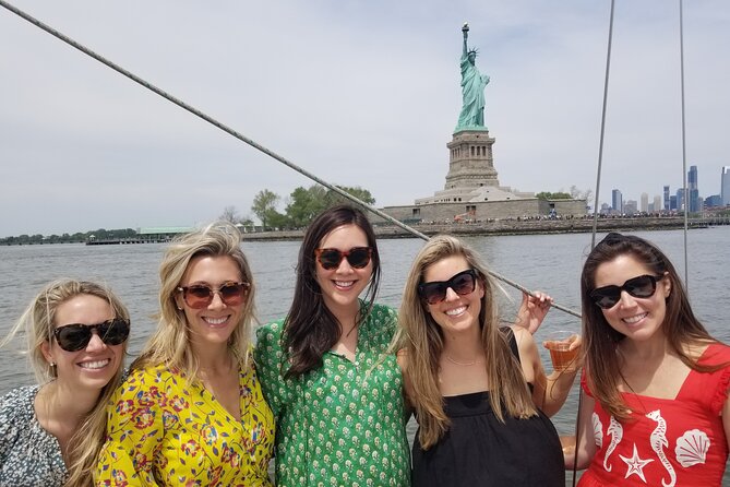 1 Hour Private Charter in New York Harbor for up to 6 People - Customer Reviews and Recommendations