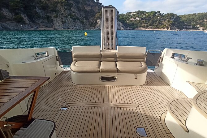 1 Hour Sail Spanish Lunch or Dinner for 2 People in a Luxury Motor Boat - Generous Cancellation Policy