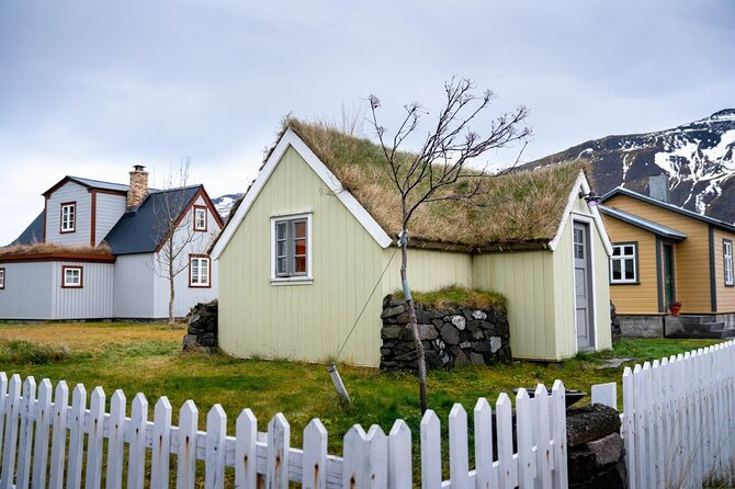 1-Hour Siglufjörður Stroll - Good To Know