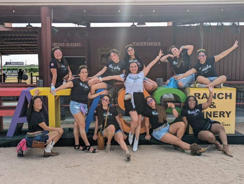 #1 Rated Wine Tour In Fredericksburg Texas - Getting to the Meeting Point