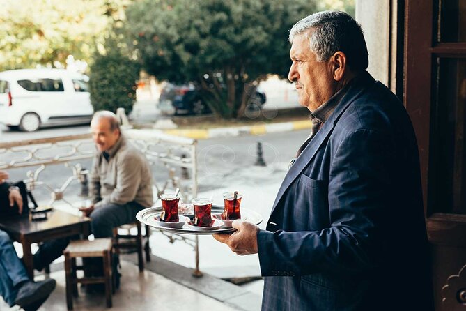 1 Tour: Istanbul Highlights Street Food & Hidden Pearls - Highlights of the Itinerary