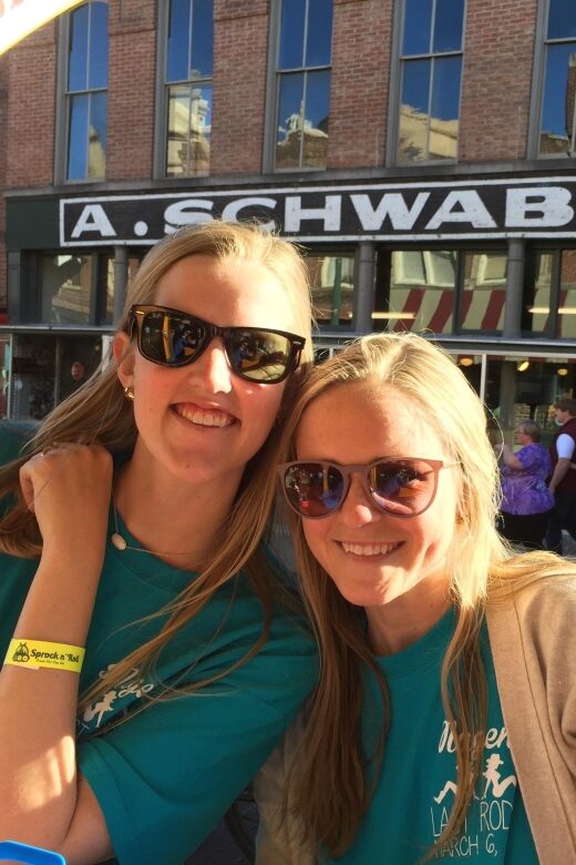 #1 Way To See Memphis: Beale Street, Bar Crawl and Murals - What the Tour Offers