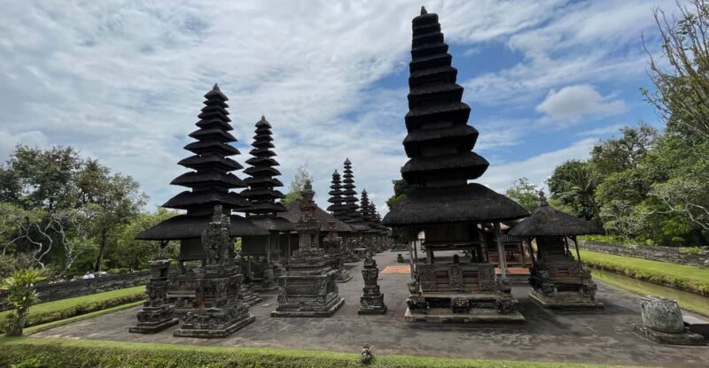 10 Hour West Bali Tour Taman Ayun, Ulun Danu & Tanah Lot - Tanah Lot Temple