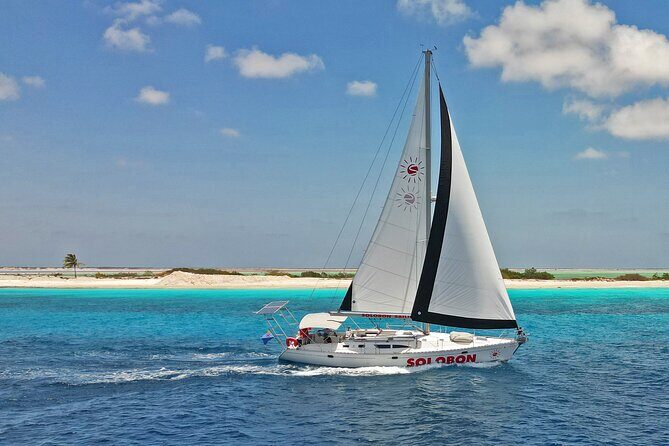 100% Private Charter Snorkel, Sail, Relax (Cruisers Friendly) - Key Points