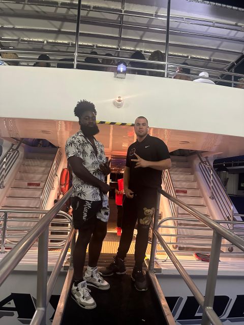 100FT Mega Yacht Nightclub on the Ocean With 3 Hour Open Bar - Inclusions