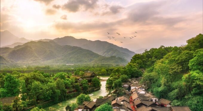 12-DAY Private Tour From Sichuan to Yunnan - Hiking Tiger Leaping Gorge