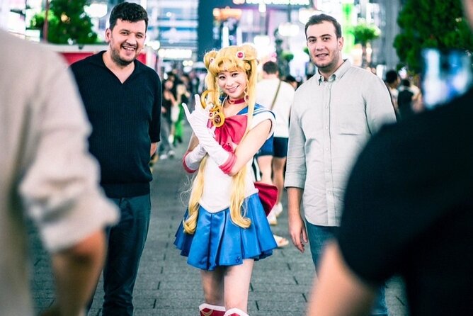 120-Minutes Cosplay Adventure Anime Character in Kabukicho - Getting Ready for the Cosplay Adventure