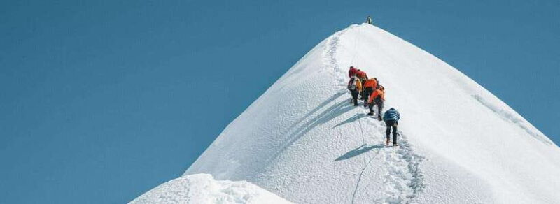 14-Days Island Peak Climbing Expedition - Key Points