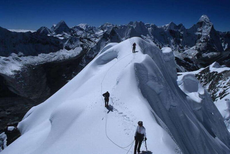 14-Days Island Peak Climbing Expedition - A Step-by-Step Breakdown of the Itinerary