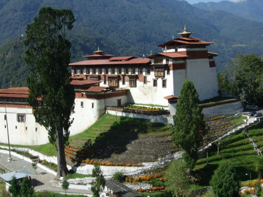 15 Day Cross Countries Tour of Bhutan, Sikkim & Dharjeeling - Itinerary Highlights