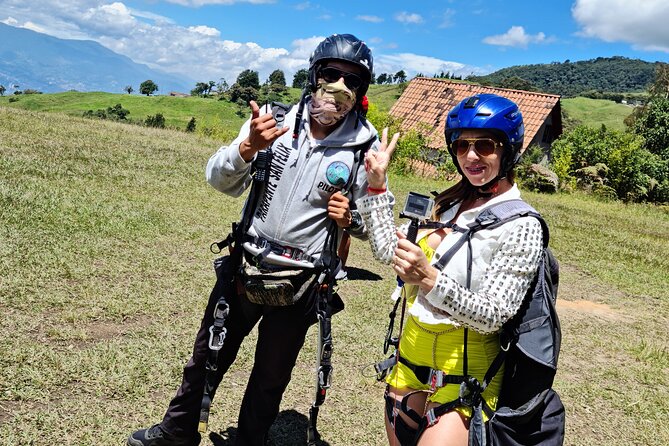 15 Minute Paragliding Flight Medellin With Pickup - Schedule and Availability