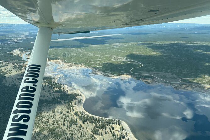 15 Minute Yellowstone Small Plane Tour - Why This Tour Stands Out