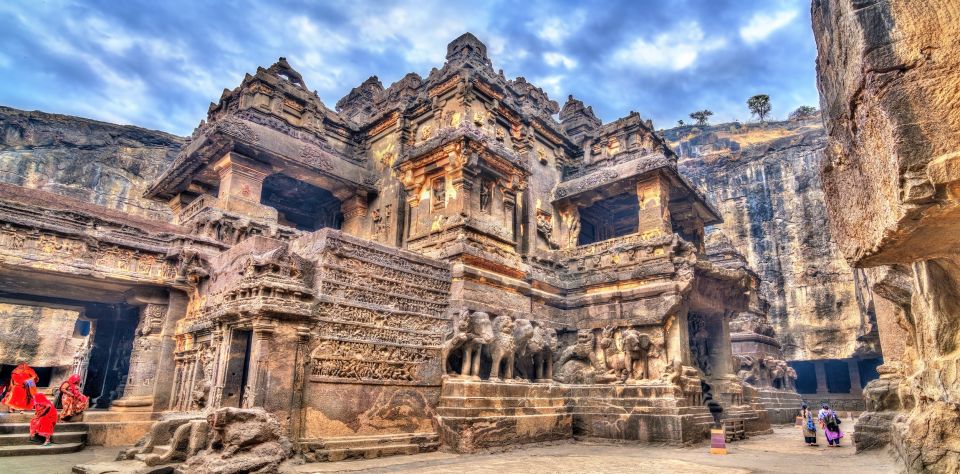 16-Day Delhi, Agra, Rajasthan, Ajanta, Ellora Caves & Mumbai - Daily Itinerary