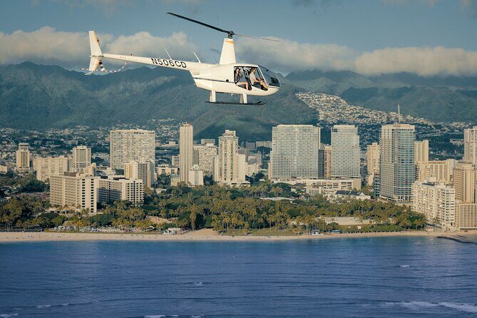 18 Minutes PRIVATE Helicopter Tour in Honolulu - The Value of a Short, Private Flight