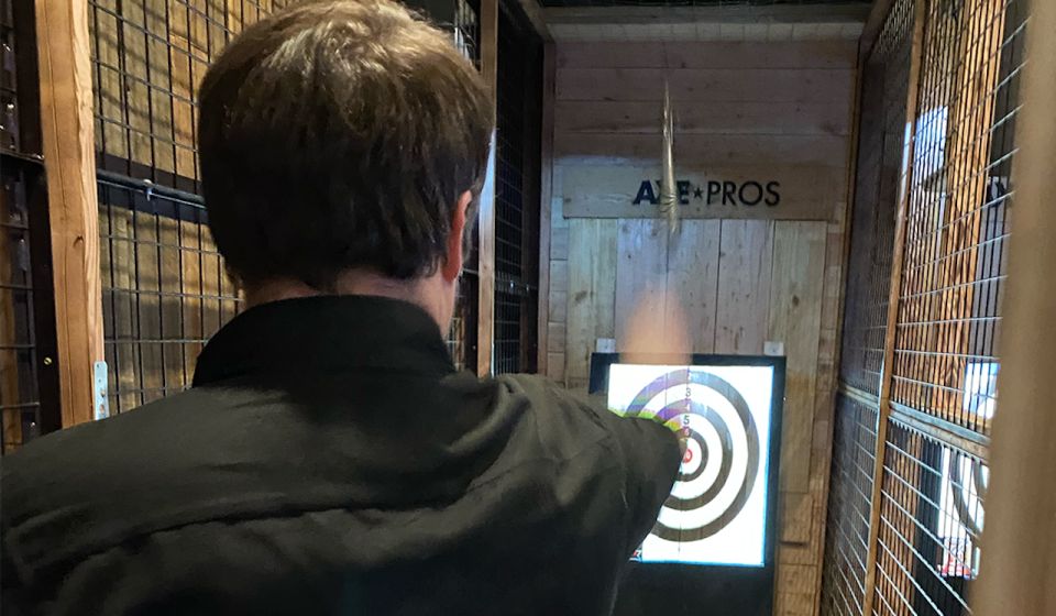 (18+) Reno: Private 30-Minute Axe Throwing Experience Ticket - Axe Throwing Basics