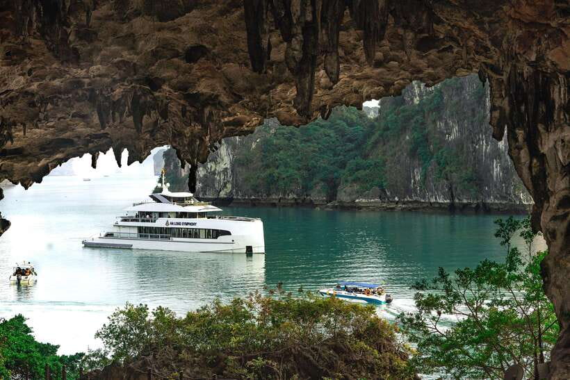1Day 5 Stars Cruise:Swimming,Hiking & Kayaking, - Important Information for Travelers
