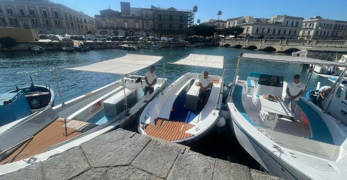 2.5-HOUR BOAT TOUR ORTIGIA+SEA CAVES+PILLIRINA+FRUIT DRINK - Free Cancellation