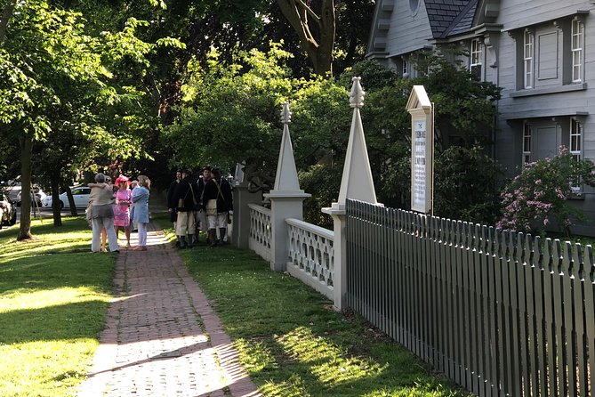 2.5-Hour Salem History & Sightseeing Guided Walking Tour - Visiting Significant Landmarks