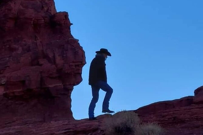 2.5 Hours Monument Valley Historical Sightseeing Tour by Jeep - Accessibility and Pet Policy