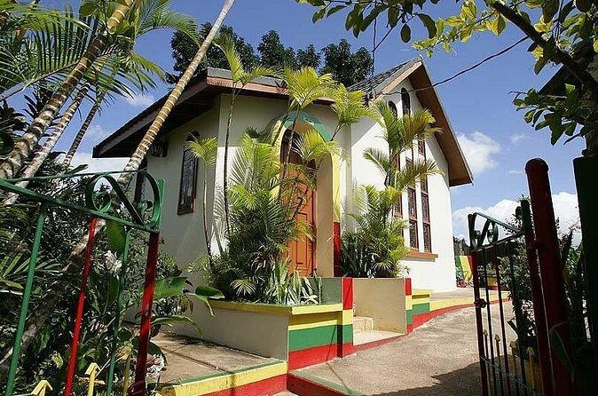 2.5-Hours Nine Miles & Bob Marley's Mausoleum Private Tour - Who Will Enjoy This Tour?
