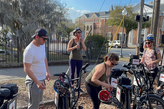 2.5 Hr E-Bike tour of Wilmington's History, Haunts & one Haunted Pub - The Sum Up