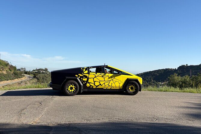 2.5Hr Beverly Hills Sign & Mulholland Dr AI powered driving tour - Key Points