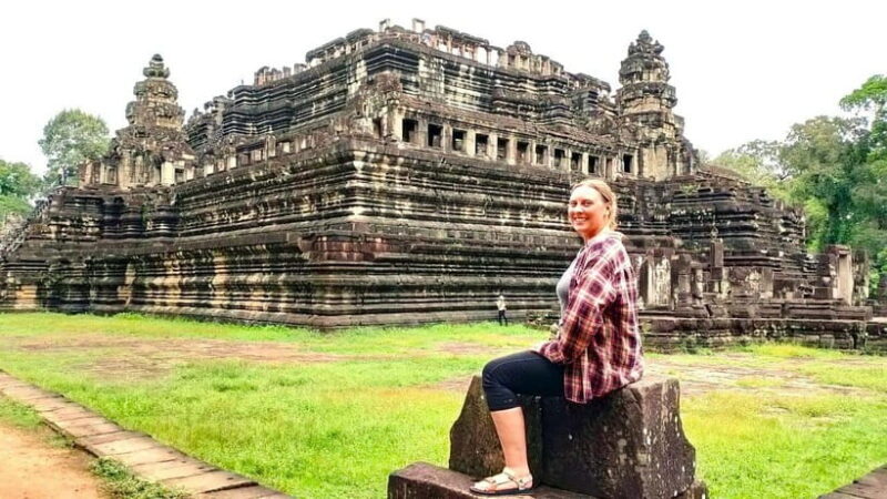 2 Day Cambodia Private Guided Tour in Angkor Temples - Exploring the 2-Day Cambodia Private Guided Tour in Angkor Temples