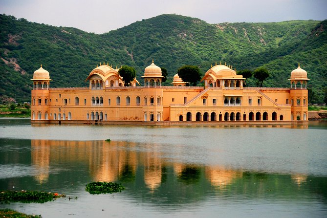 2-Day Private Tour of Jaipur From Delhi: City Palace, Hawa Mahal and Amber Fort - Inclusions and Exclusions