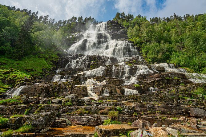 2-Day Round Trip from Bergen: THE GRAND SOGNEFJORD fjords, waterfalls, glacier - Practical Aspects and Value