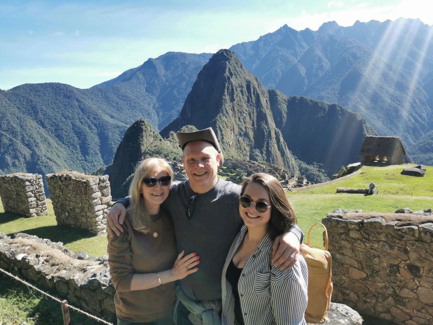 2 Day Sacred Valley and Machupicchu by Vistadome Train - Sights and Activities