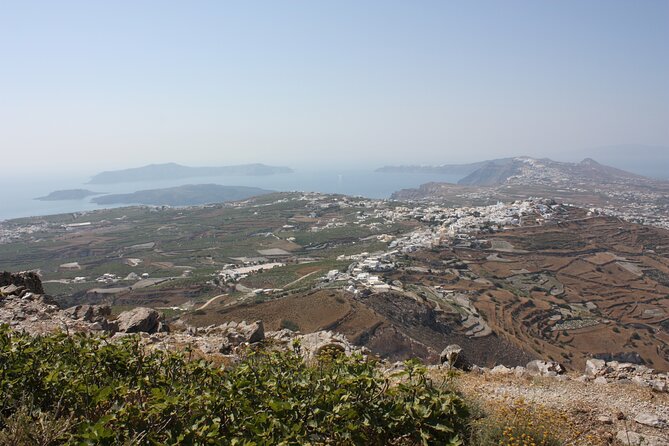 2-Day Santorini Bus Tour With Volcanic Cruise - Health and Accessibility